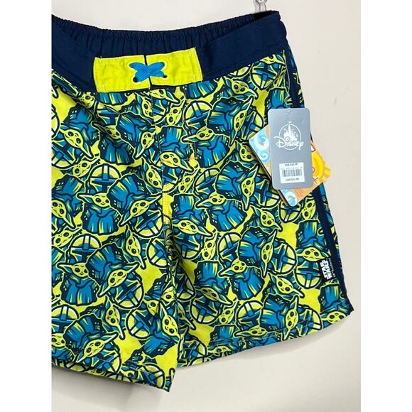 NWT DISNEY STAR WARS Grogu Swim Trunks Rashguard and Slides Set - Picture 8 of 8